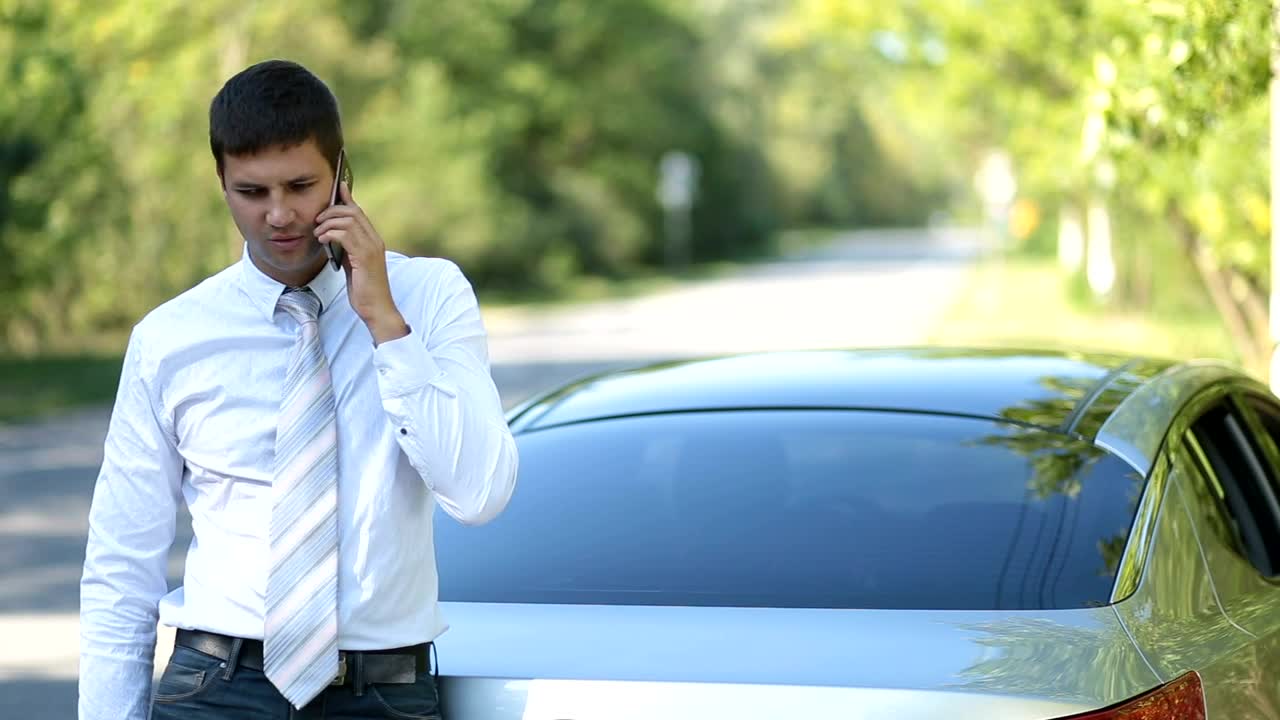 Stock Video Executive Talking On The Phone Live Wallpaper For PC