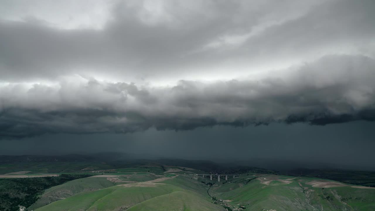 Stock Video Electric Thunderstorm In The Countryside Live Wallpaper For PC