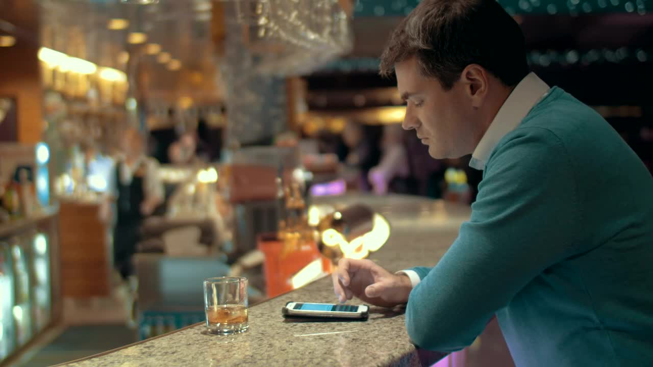 Stock Video Drinking At The Bar And Texting Live Wallpaper For PC