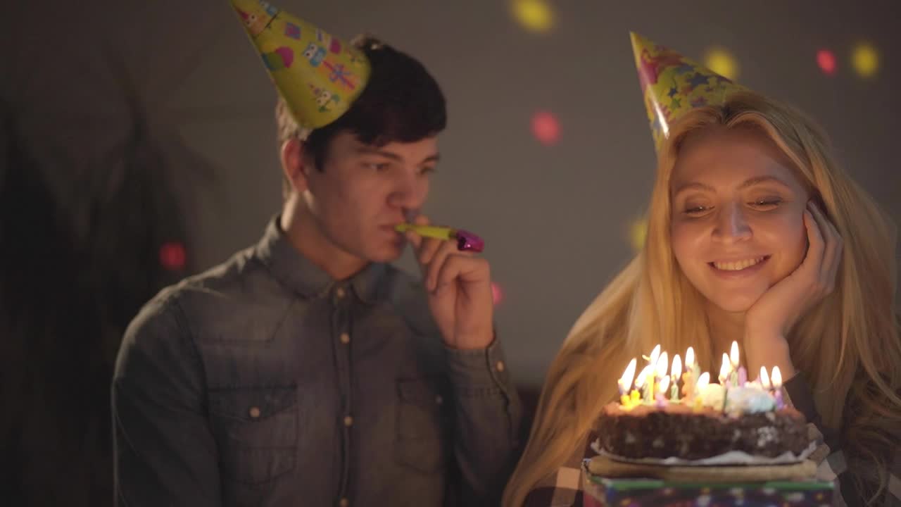 Stock Video Friends Celebrating A Happy Birthday Live Wallpaper For PC