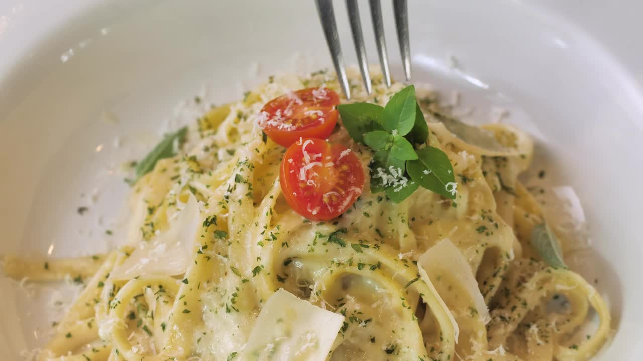 Stock Video Fork In Fettuccine Live Wallpaper For PC