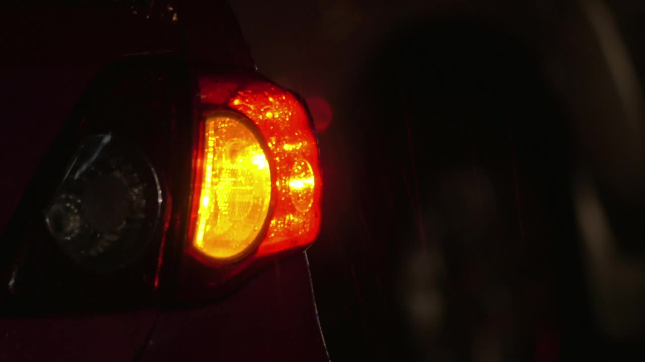 Stock Video Flashing Lights On A Broken Car Live Wallpaper For PC