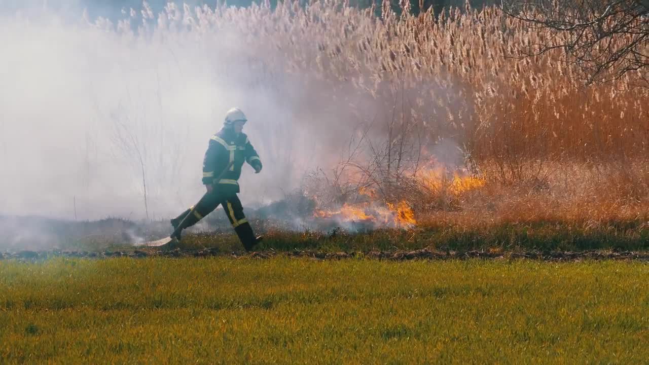 Stock Video Firefighter Man Running In The Filed Live Wallpaper For PC