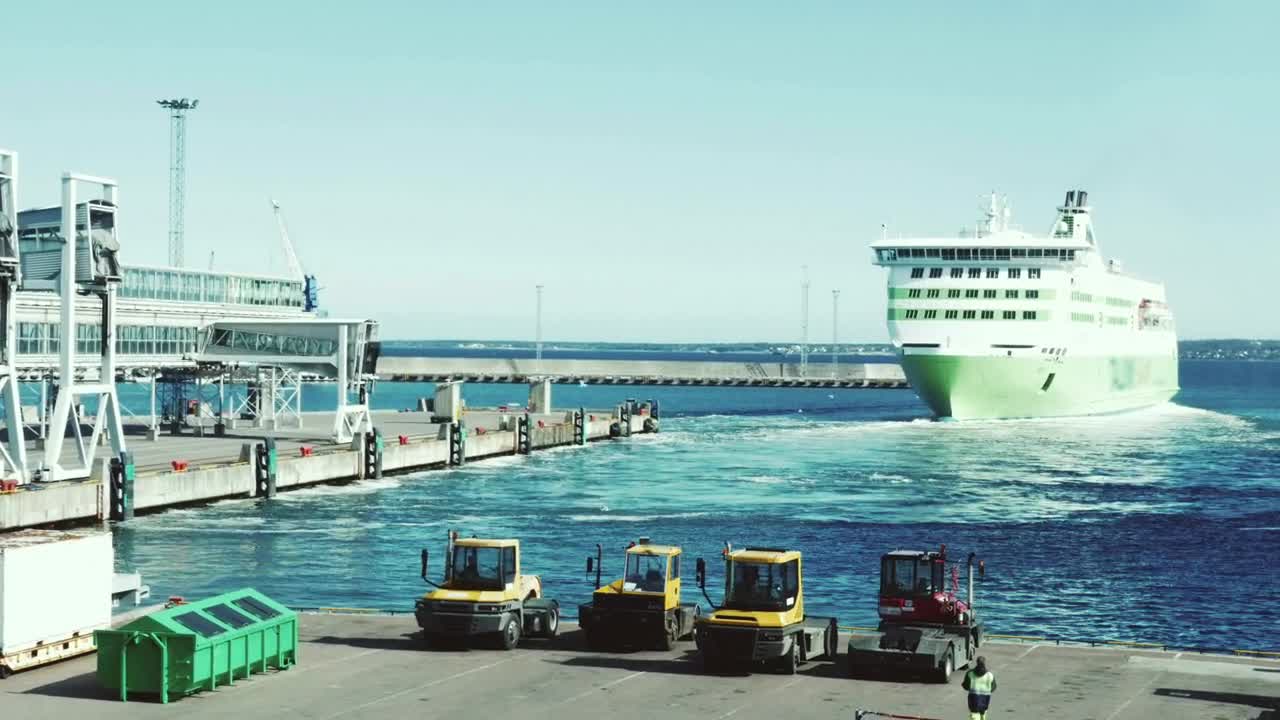 Stock Video Ferry Reversing Out Of Port Live Wallpaper For PC