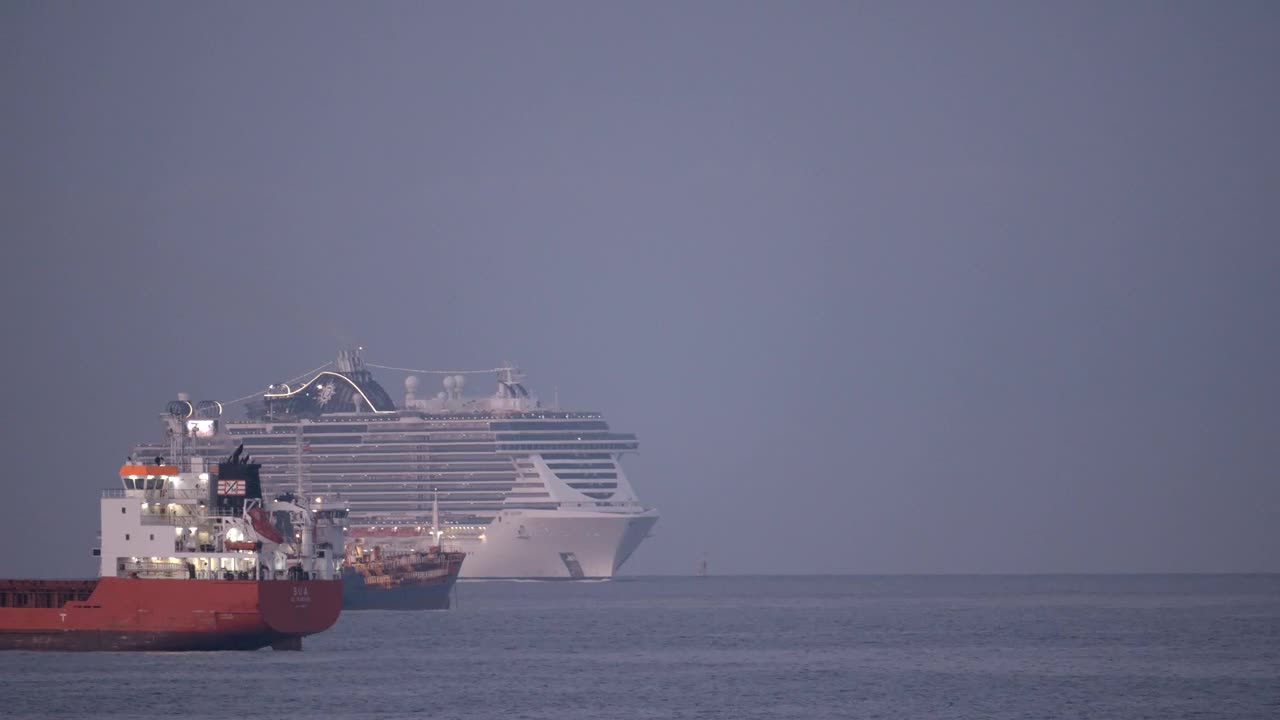 Stock Video Ferry Boat And Cargo Ships Live Wallpaper For PC