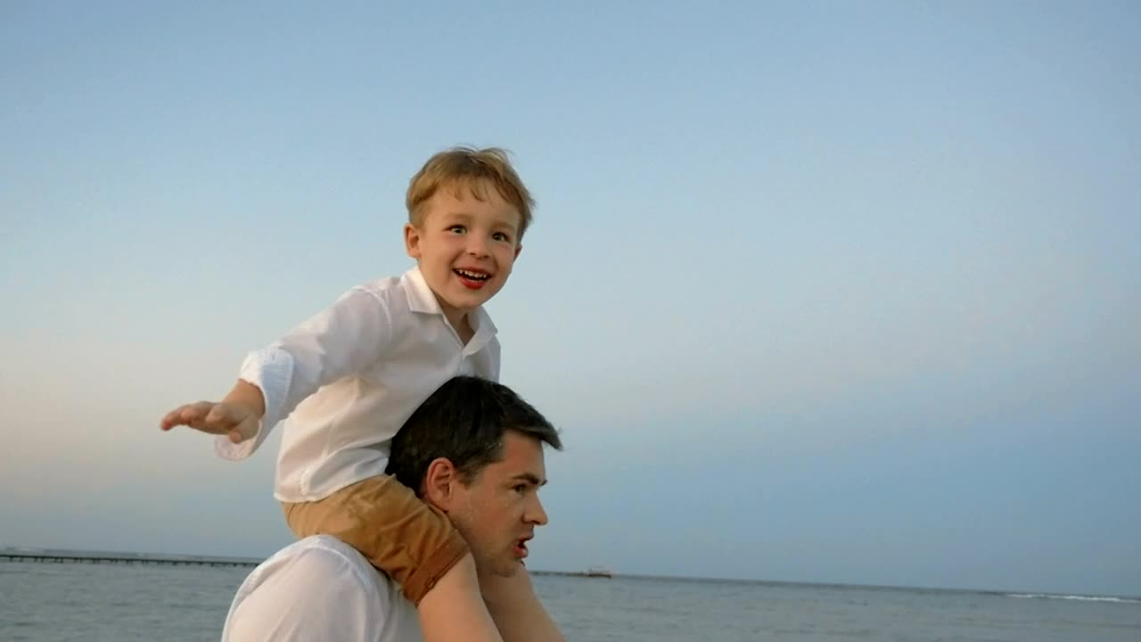 Stock Video Father Carrying His Son Live Wallpaper For PC
