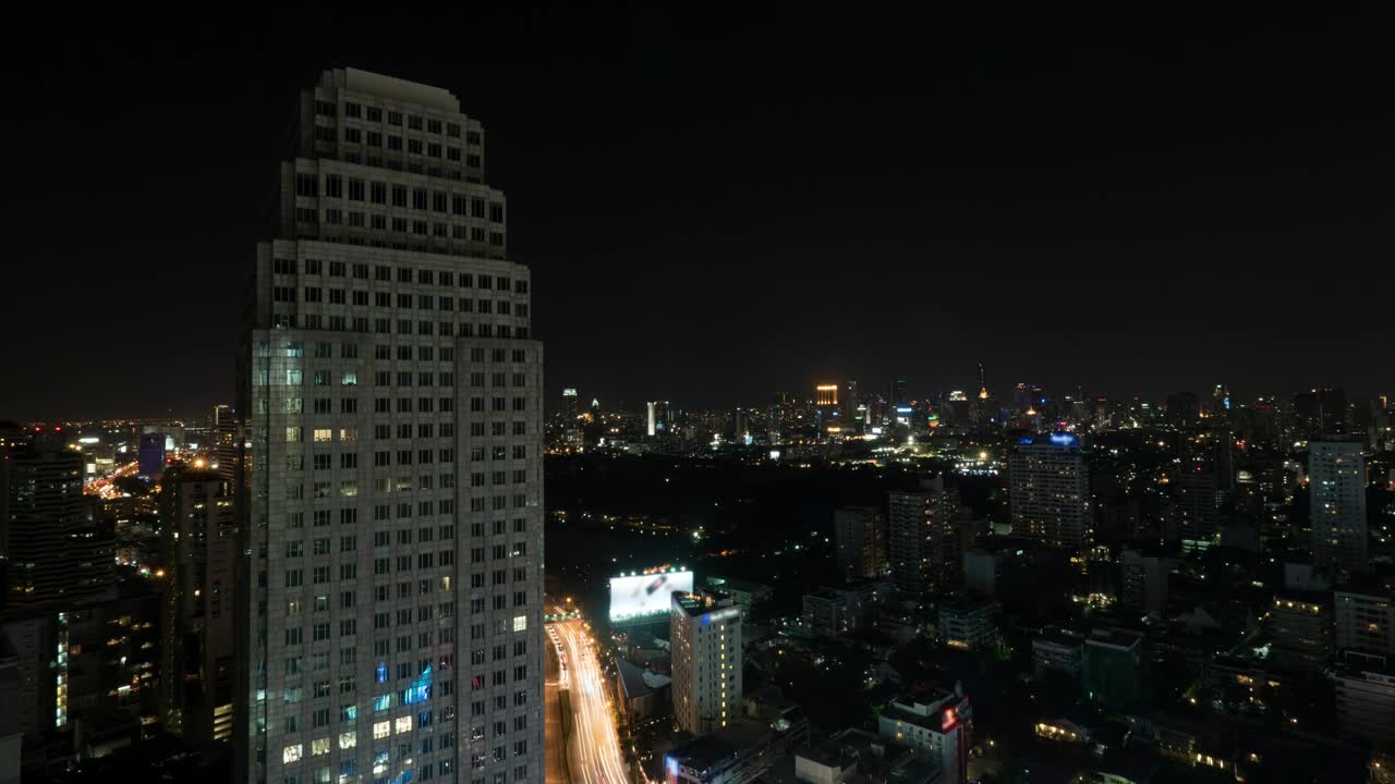 Stock Video Golden Road Through Bangkok Live Wallpaper For PC