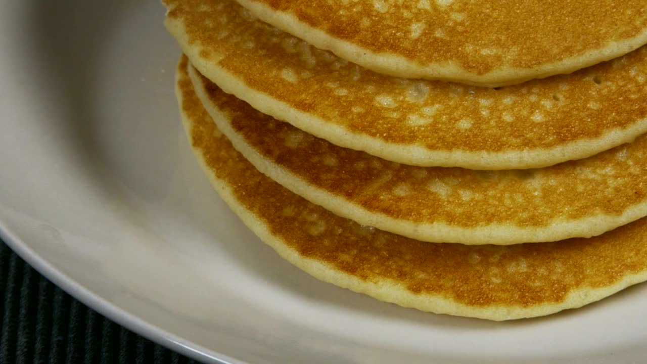 Stock Video Honey Pouring Over Pancakes Animated Wallpaper