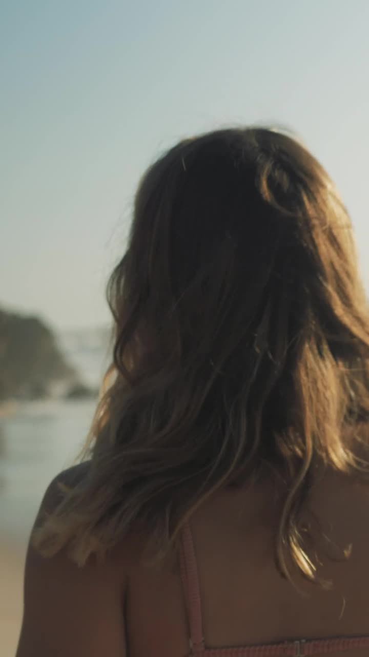 Stock Video Happy Woman Walking On The Beach Animated Wallpaper