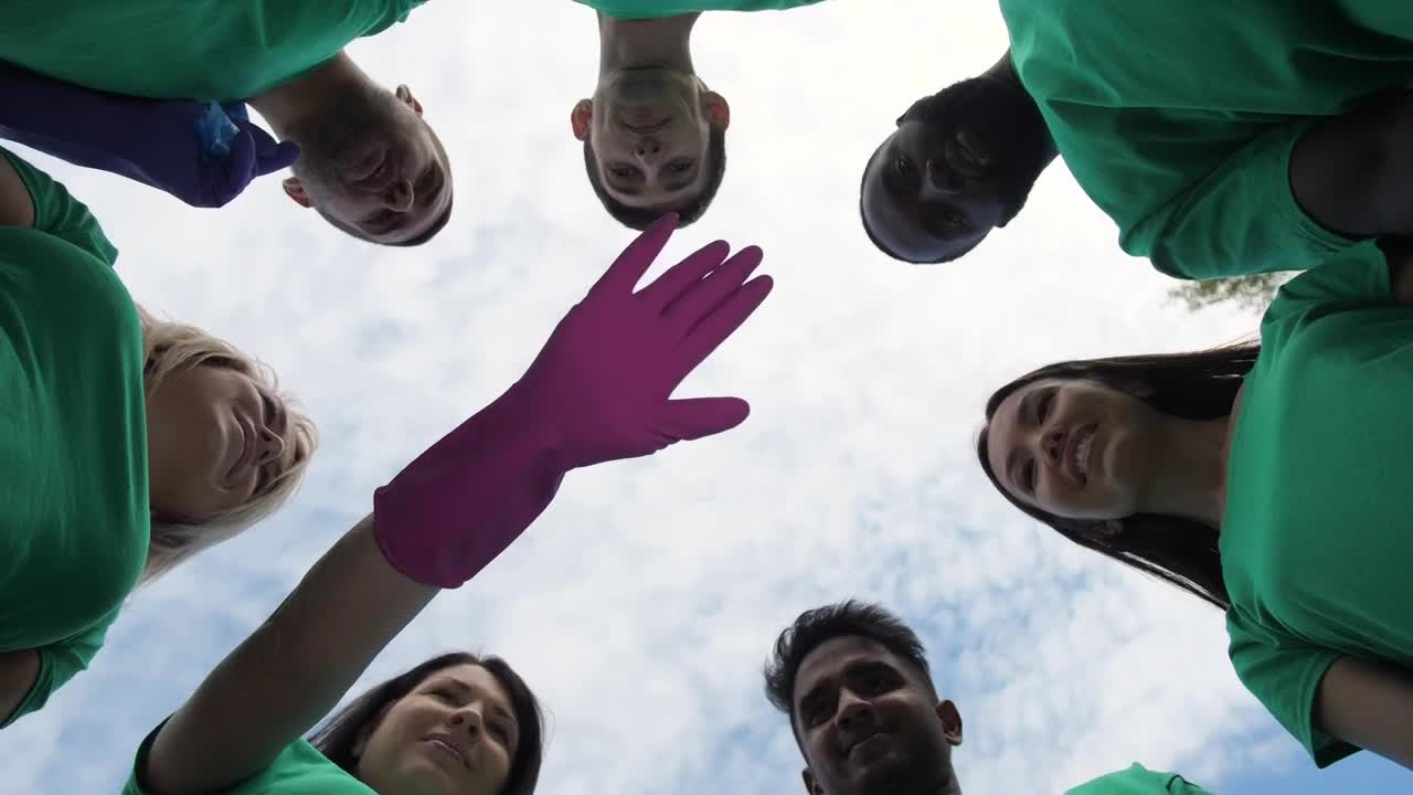 Stock Video Hands In The Middle Of A Work Team Animated Wallpaper