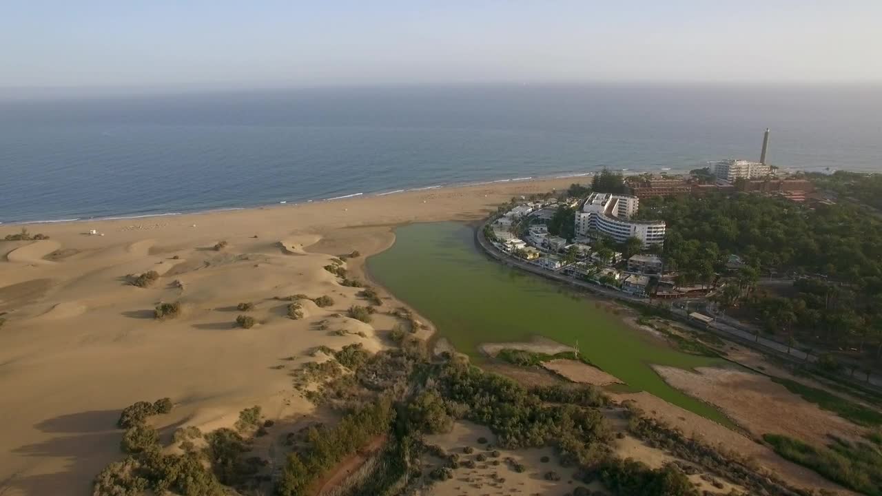 Stock Video Large Hotel On The Coast Of Gran Canaria Animated Wallpaper