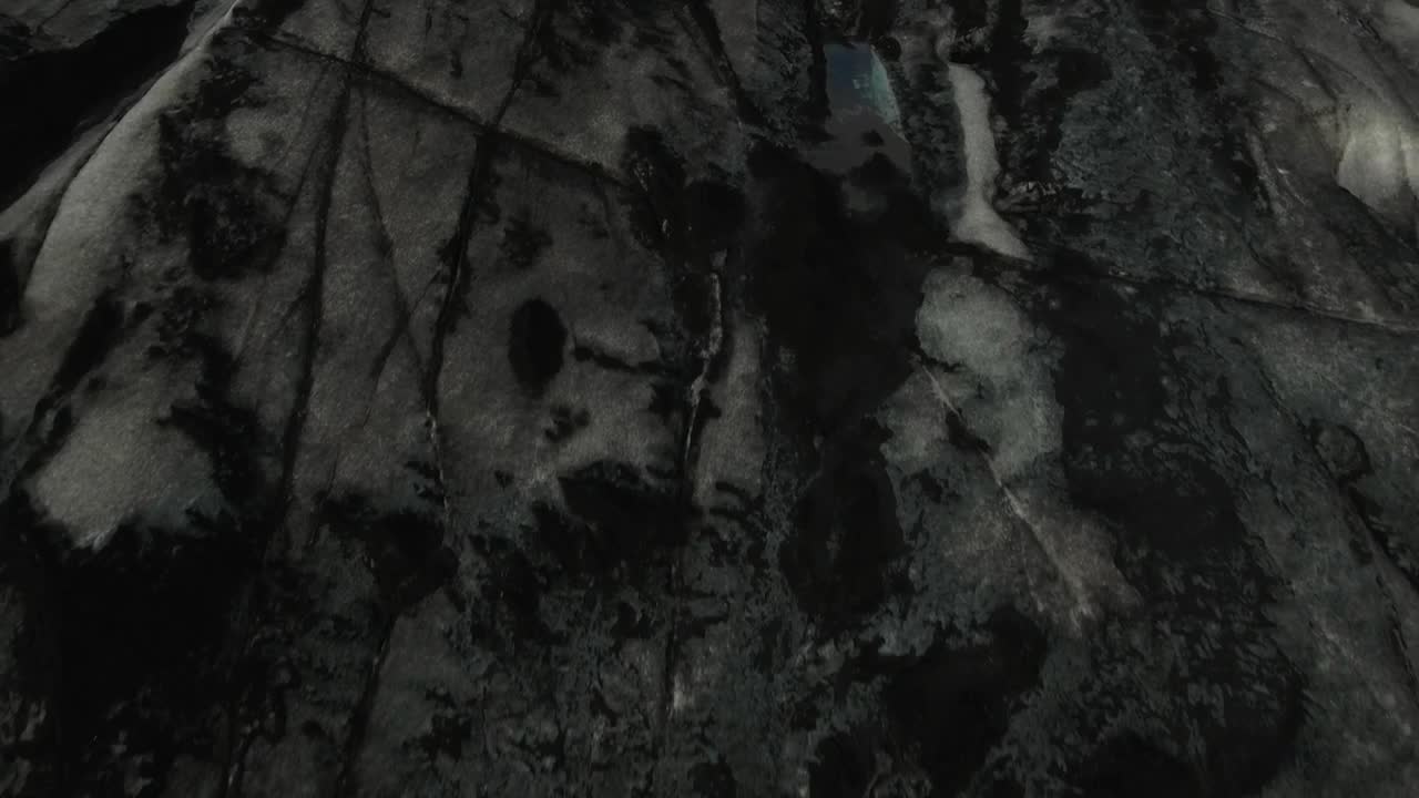 Stock Video Large Glacier Animated Wallpaper