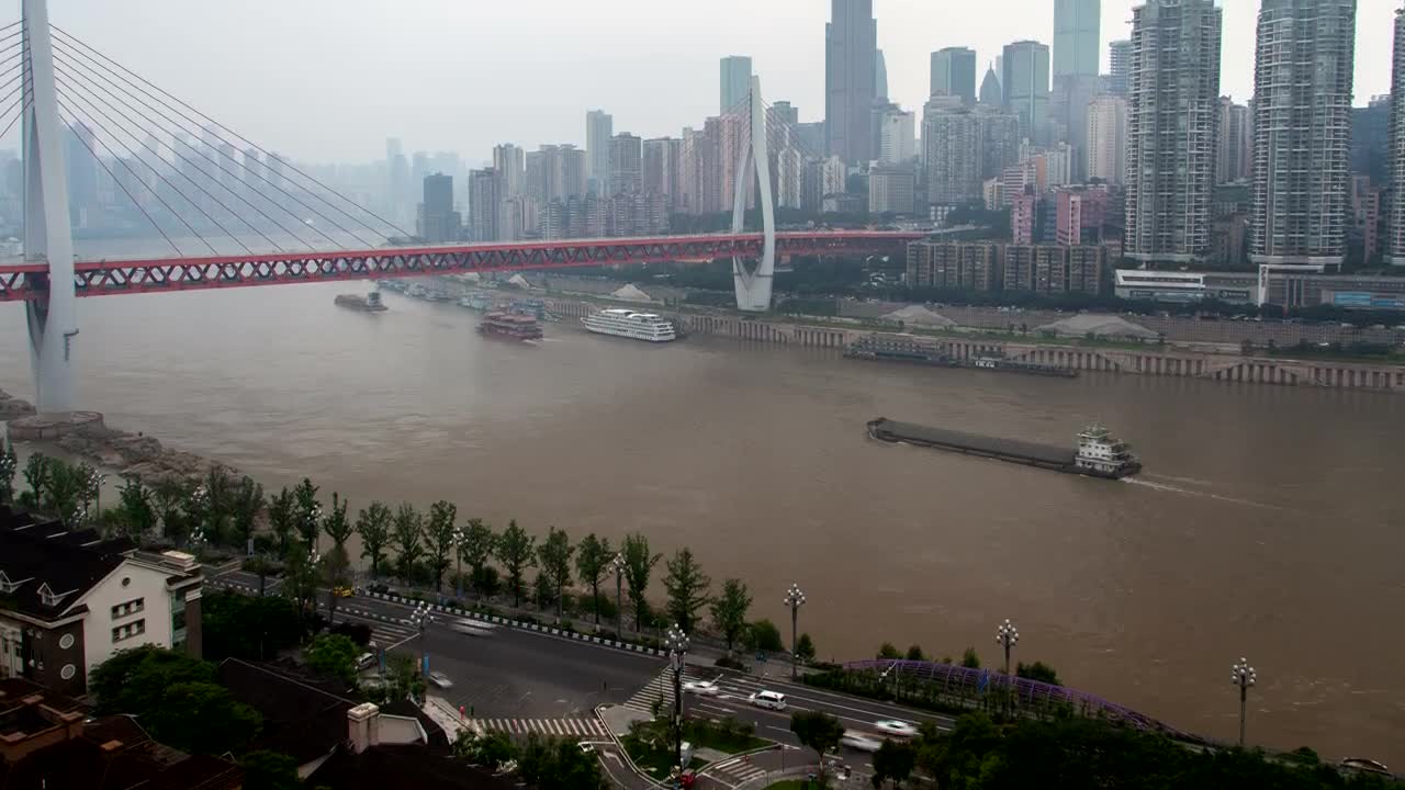 Stock Video Metropolis With A Huge River With Boats Sailin Animated Wallpaper
