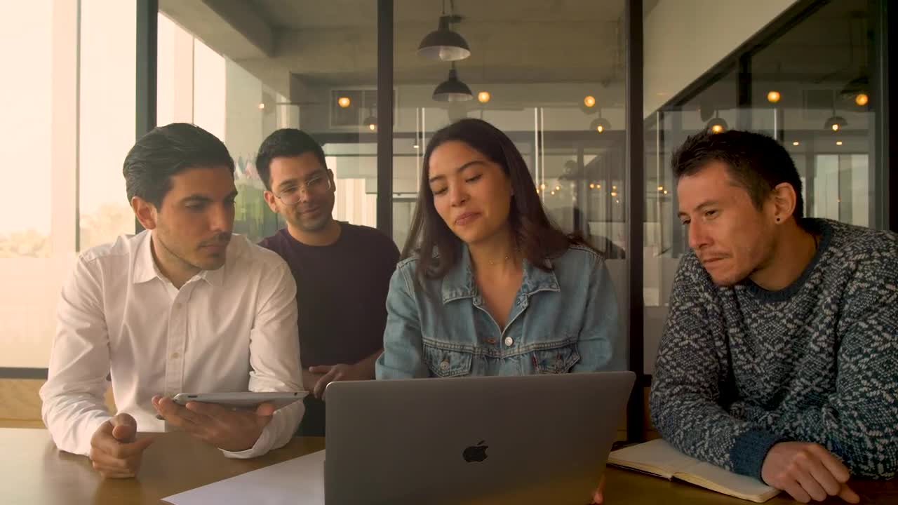 Stock Video Office Meeting Live Wallpaper