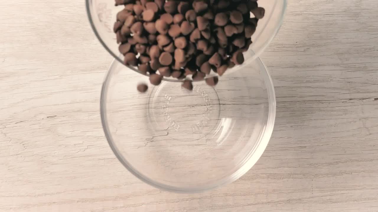 Video Stock Preparing A Chocolate Peanut Butter Dessert Live Wallpaper Free