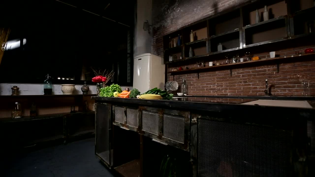 Video Stock Preparing A Smoothie In The Kitchen Live Wallpaper Free