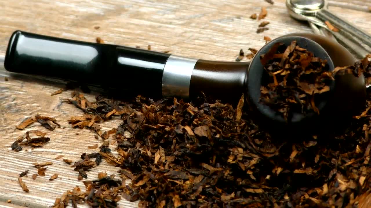 Video Stock Presentation Of A Tobacco Pipe Live Wallpaper Free