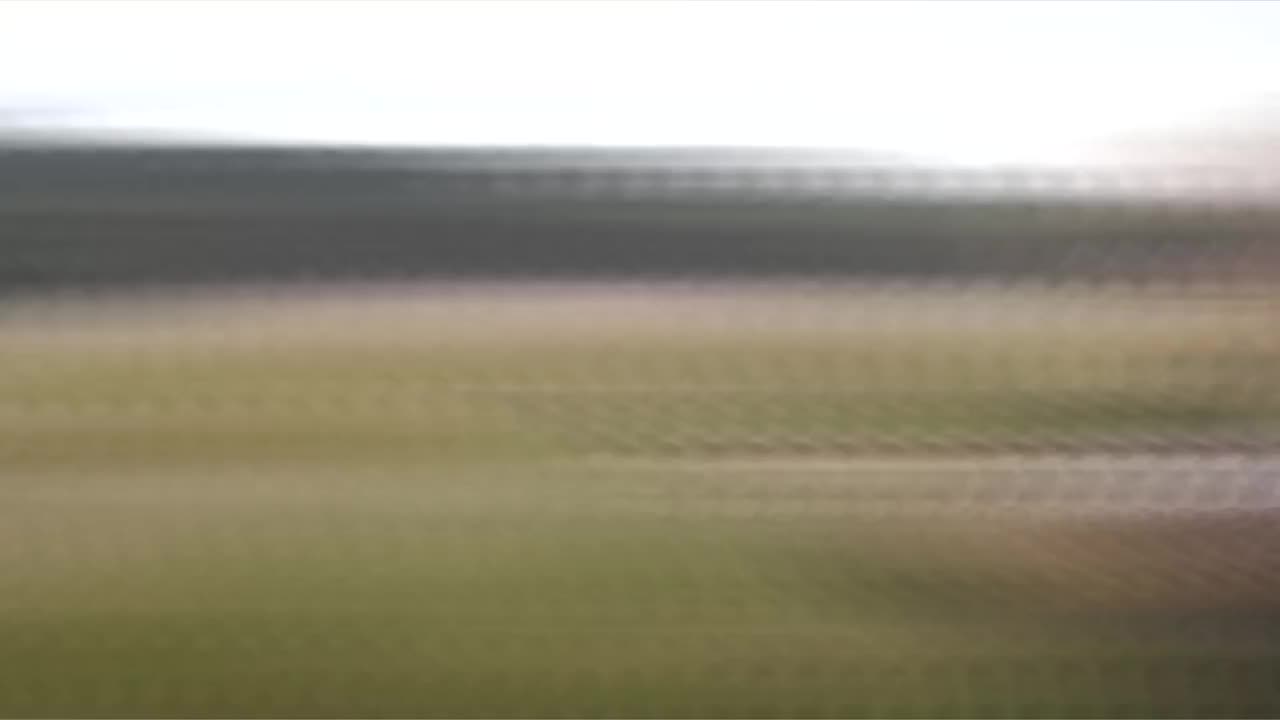Video Stock Quick Right Distort Transition Live Wallpaper Free