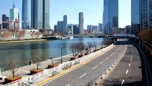 Free Stock Video River That Divides A City From Large Skyscrapers Live Wallpaper