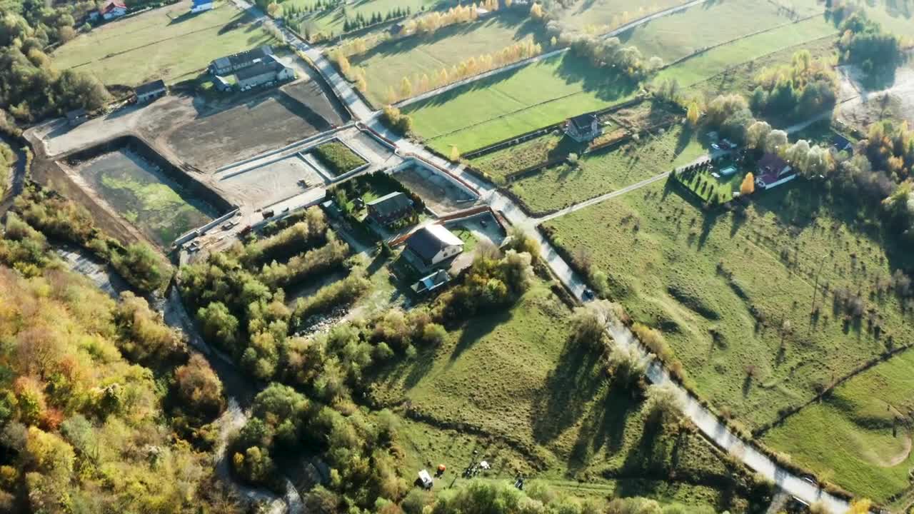 Free Stock Video Rural Roads Between Farm Buildings Live Wallpaper
