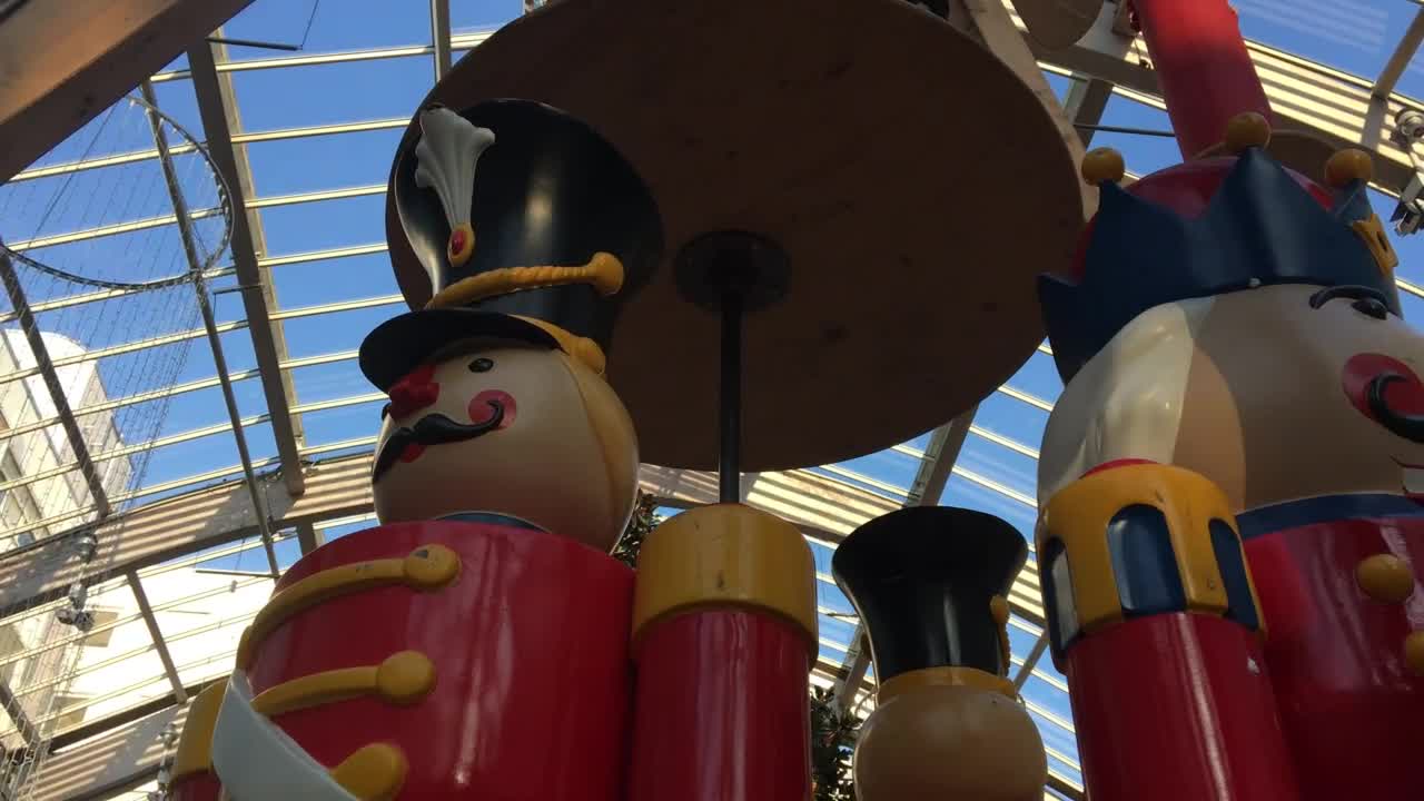 Free Stock Video Scale Toy Soldiers And Kings Live Wallpaper