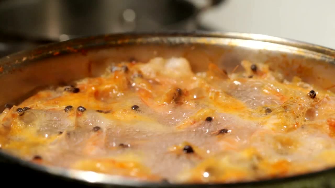 Free Stock Video Shrimp Cooking In Hot Water Live Wallpaper