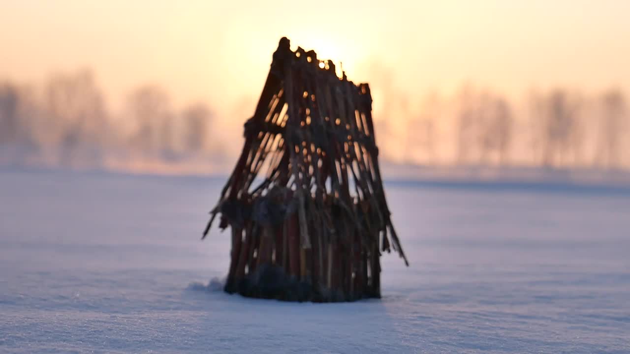 Free Video Stock Small Cabin In The Snow Live Wallpaper