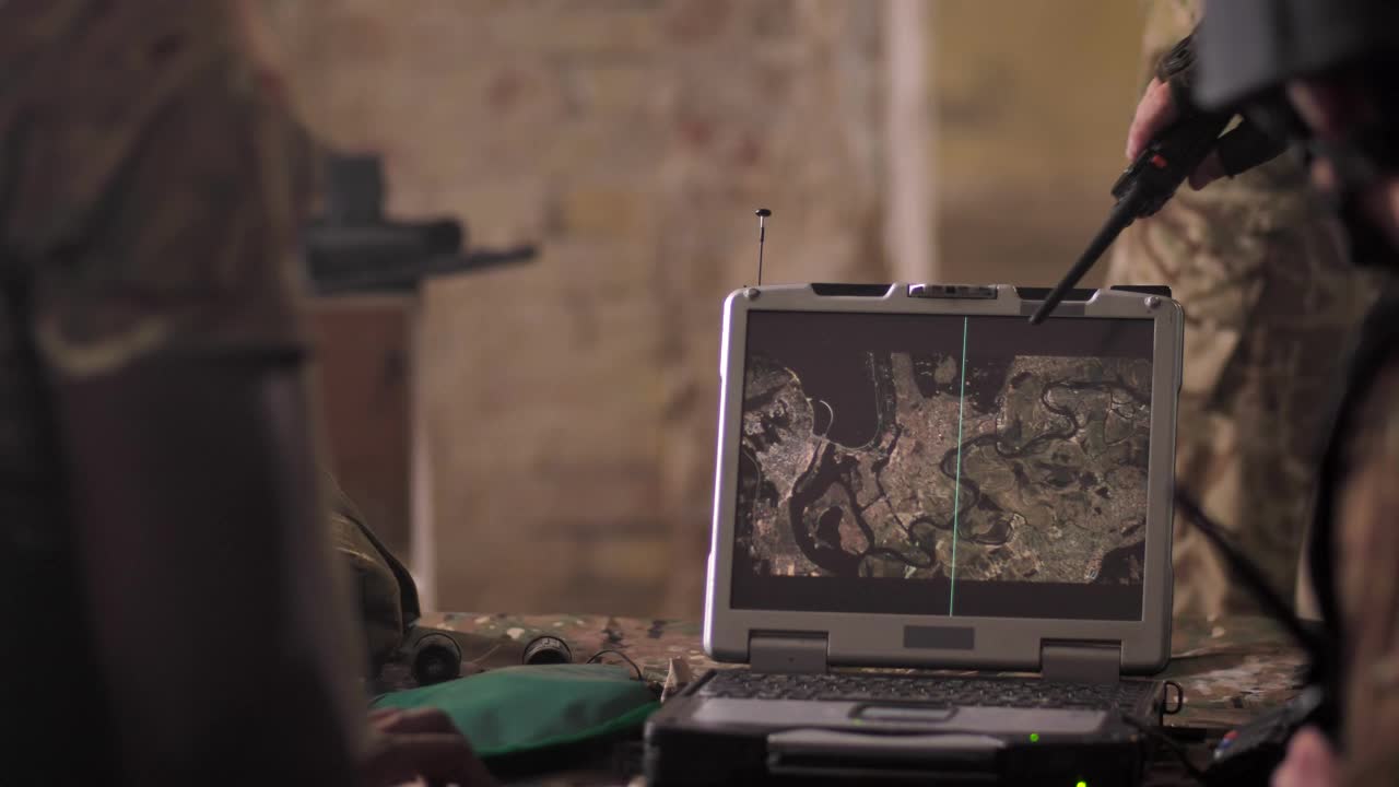 Free Video Stock Soldiers Looking At A Map Live Wallpaper