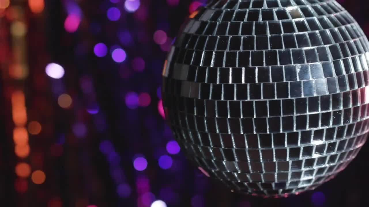 Free Video Stock Spin And Twist Transition Live Wallpaper