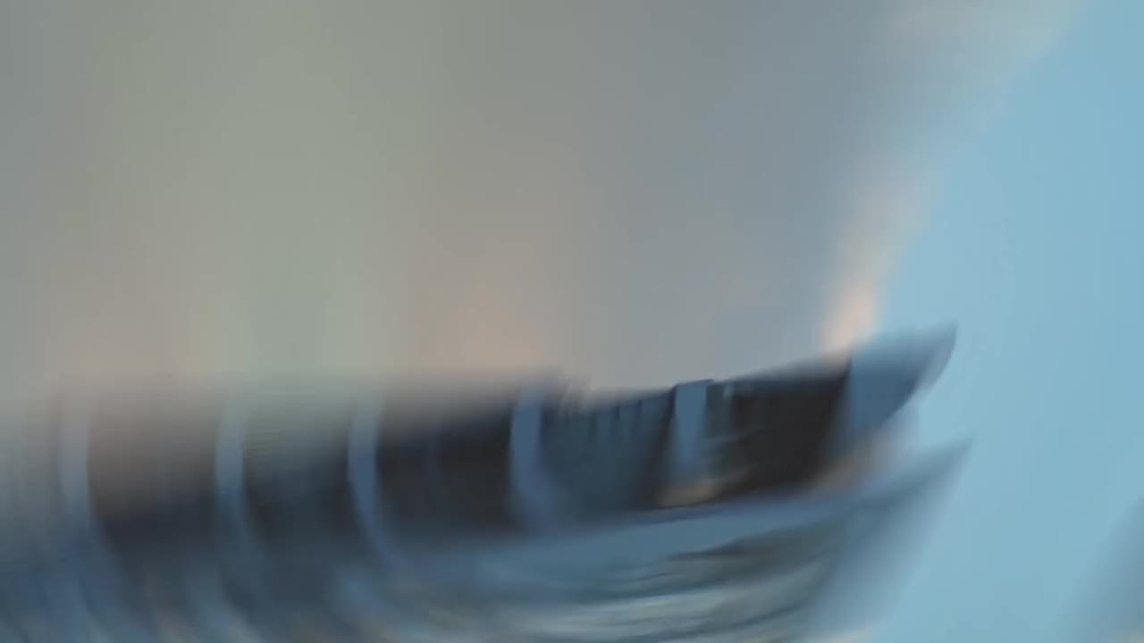Free Video Stock Spin Twist Transition Live Wallpaper