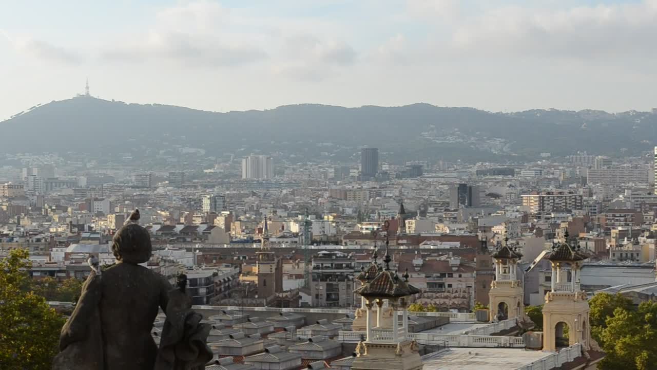 Free Video Stock Statues Looking Out Over A City Live Wallpaper
