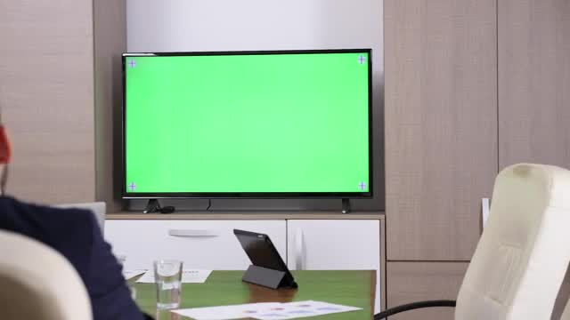 Free Video Stock talking online with a large screen Live Wallpaper
