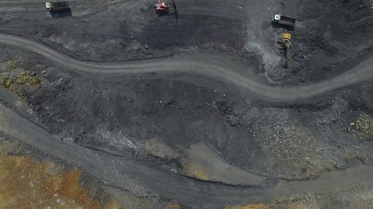 Free Stock Video Trucks In A Large Plot Of Land From Above Live Wallpaper