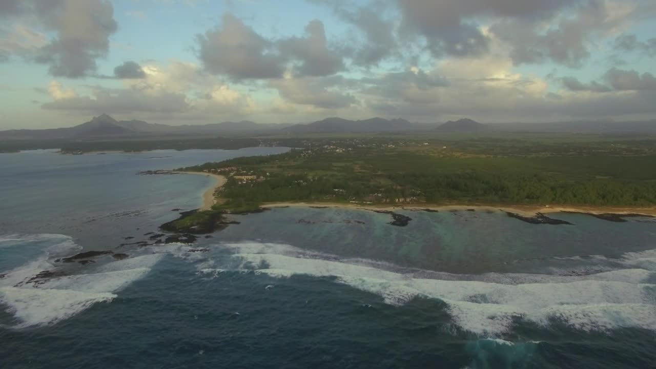   Stock Footage Waves Breaking Off The Island Live Wallpaper